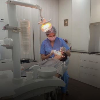 Dentist in Jeevan Bima Nagar